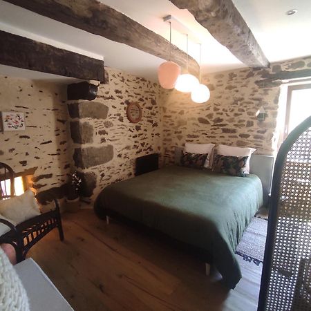 La Ville Es Riez Chambre D'Hotes Corseul Екстериор снимка